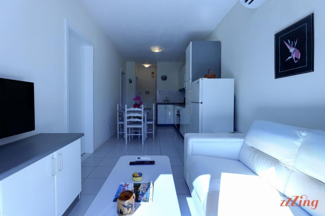 Seaside Apt With Side Sea Views - New المليحة المظهر الخارجي الصورة